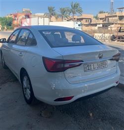 ئێم جی 5